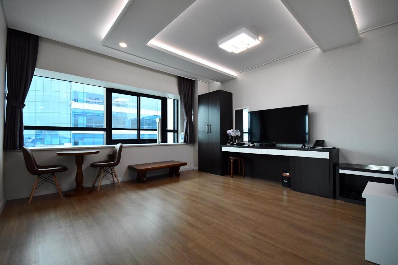 Hotel Wooin Mokpo Exterior foto